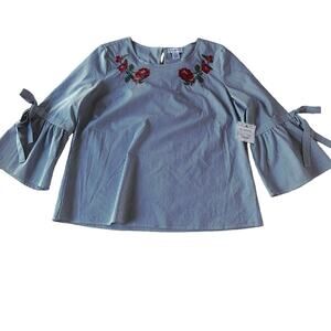 NWT!! Liz Claiborne Floral Embroidery Loose Fitting Blouse
